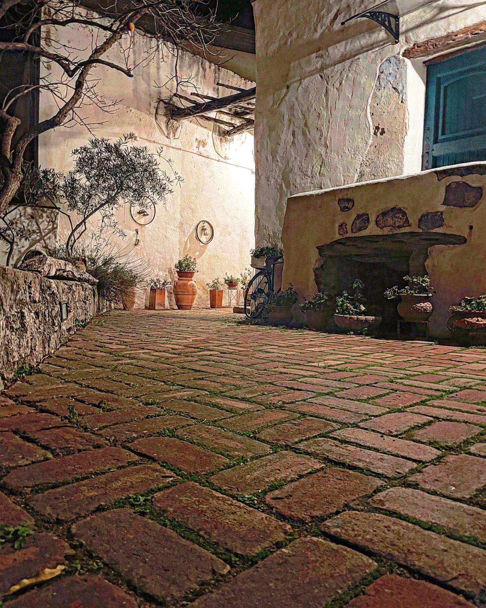 B&B Corte San Lussorio Oliena Exteriér fotografie