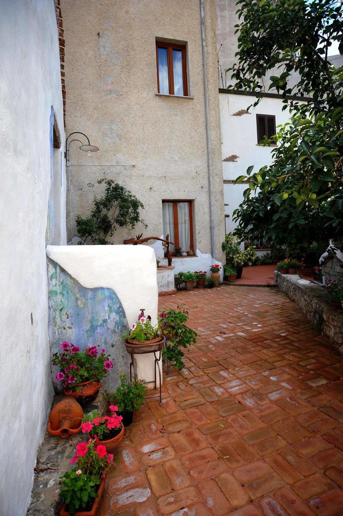 B&B Corte San Lussorio Oliena Exteriér fotografie